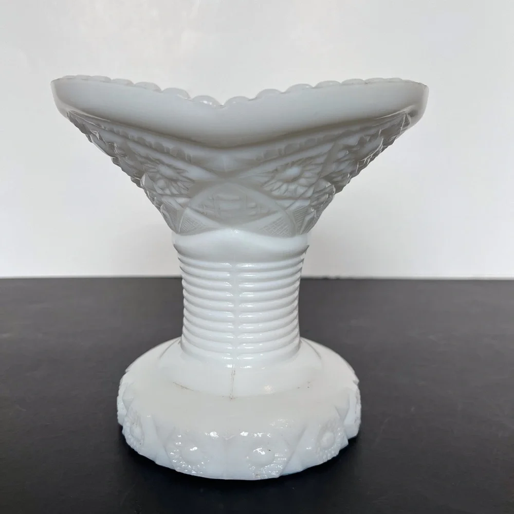 Vintage Milk Glass Vase in Old Quilt Pattern, 1960s